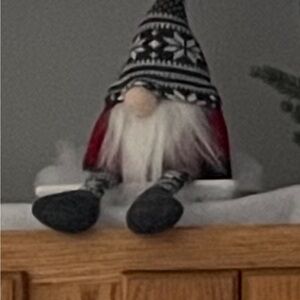 Festive Gnomes for your Christmas Decor